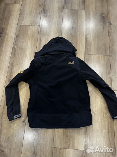 Ветровка jack wolfskin