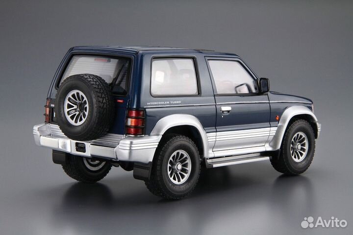 Mitsubishi Pajero Сборная модель Aoshima 05697