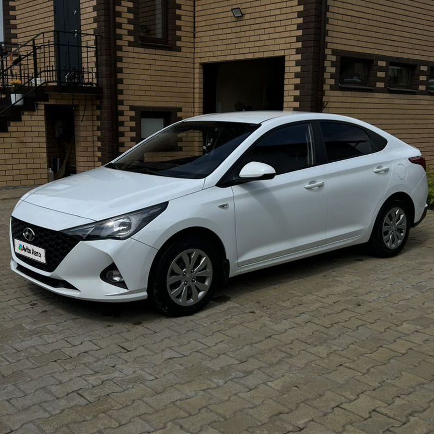 Купить Hyundai Solaris 🚘 от 480 000 ₽ в Березниках: 231