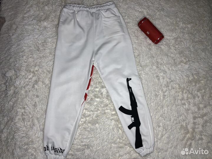 Новые Брюки карго с принтом размер м