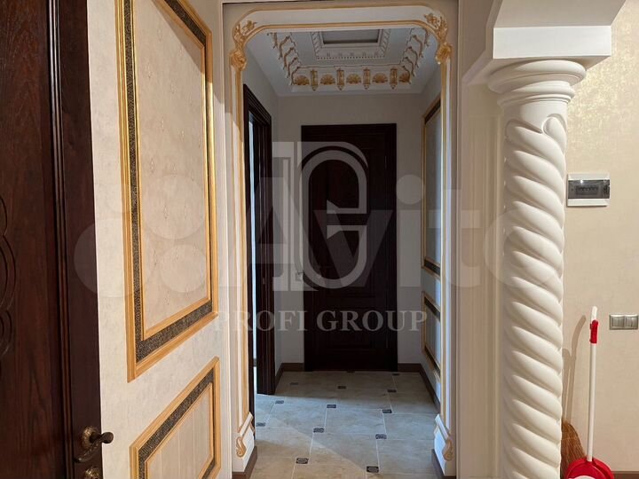 3-к. квартира, 150 м², 2/9 эт.