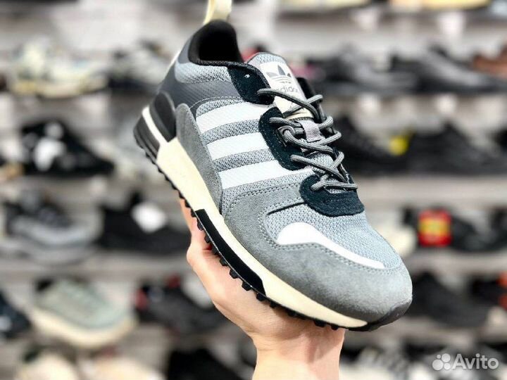 Кроссовки Adidas ZX 700