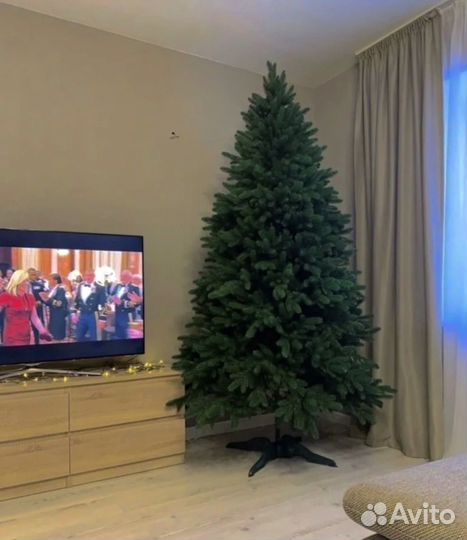 Елка искусственная