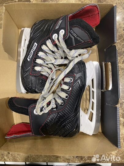 Хоккейные коньки bauer