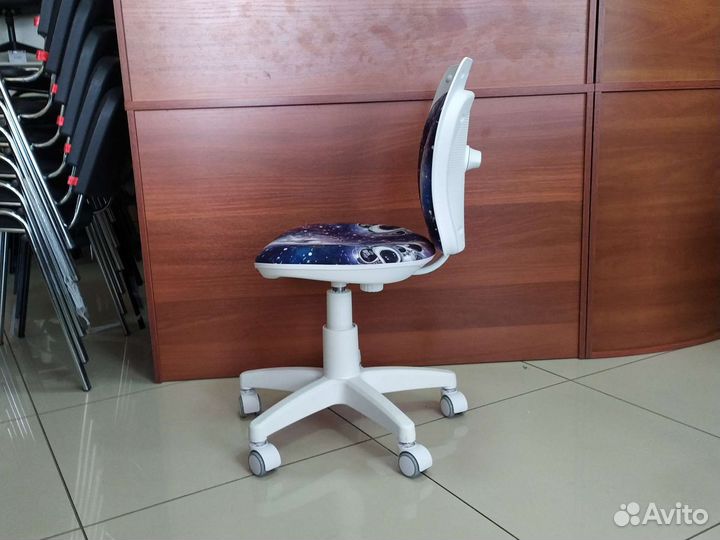 Детское кресло компьютерное