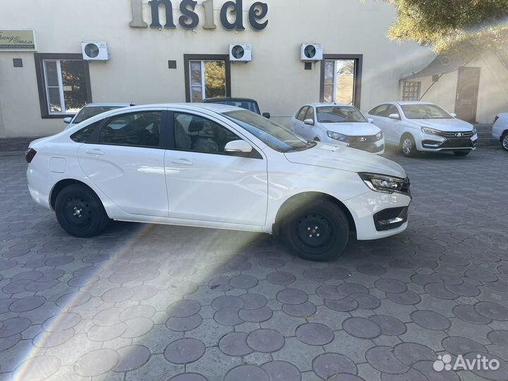 LADA Vesta 1.6 МТ, 2023, 13 км