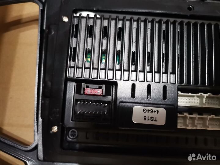 Магнитола 9.7 Tesla для Лада Веста (LADA Vesta