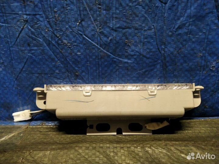 Стоп-сигнал задний Nissan Almera G15 K4M