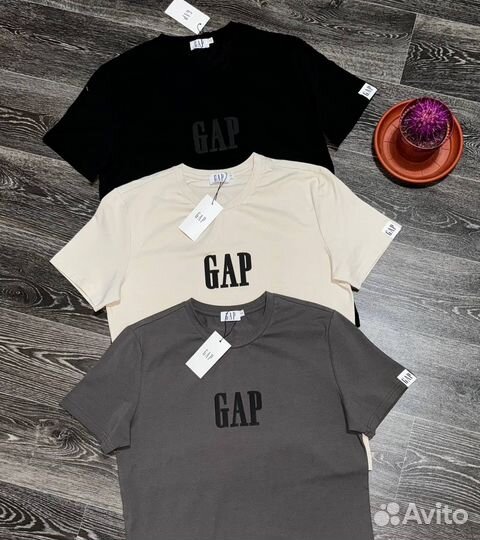 Футболка Yeezy Gap