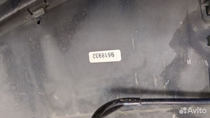 Решетка радиатора Opel Vivaro