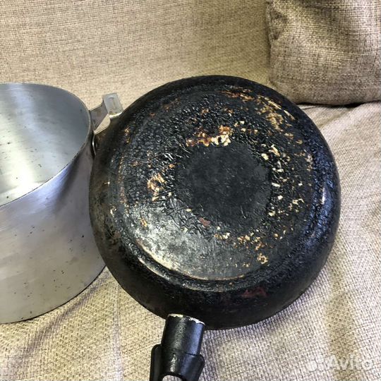 Кастрюля 3 литра и Сковорода на дачу на квартиру