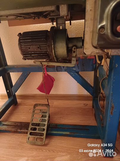 Швейная машина