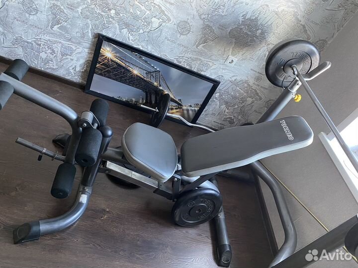 Скамья для жима со стойками и штангой