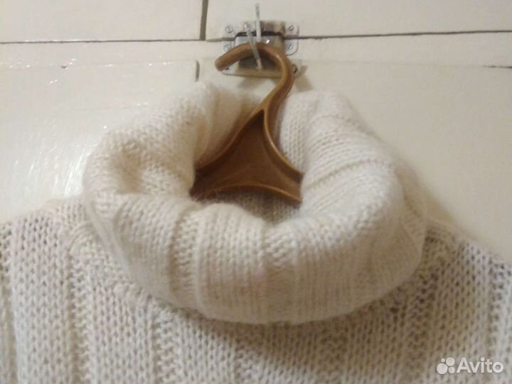 Свитер 46-48, на морозы