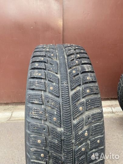 Kumho I'Zen KW22 215/55 R17 98