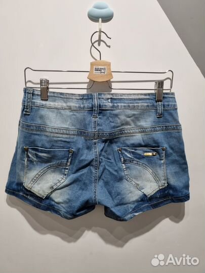 Женские джинсовые шорты