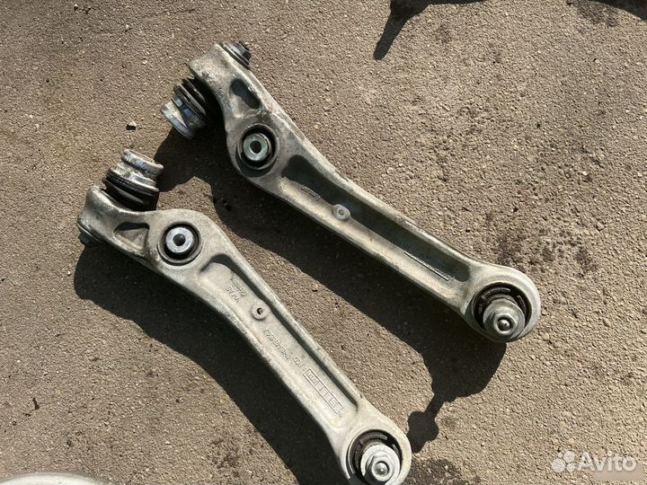 Audi a4b9 8w передний рычаг нижний прямой
