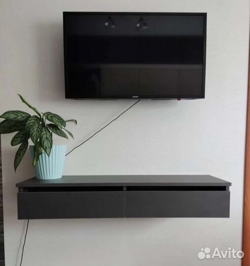 Консоль подвесная (тумба подвесная)