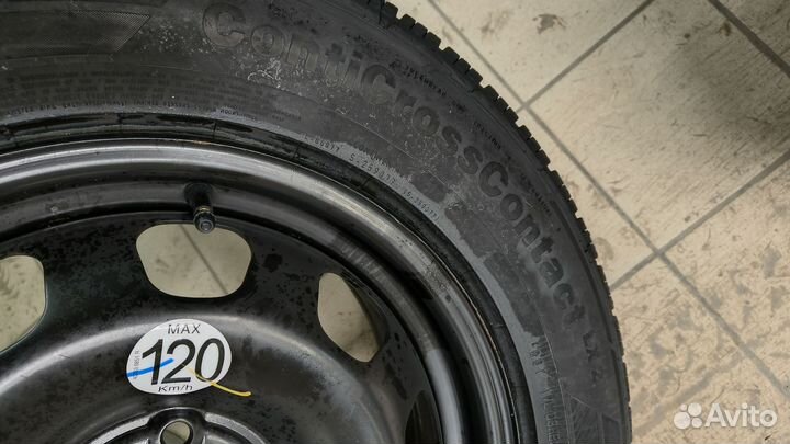 Continental CrossContact LX 215/65 R16 98H