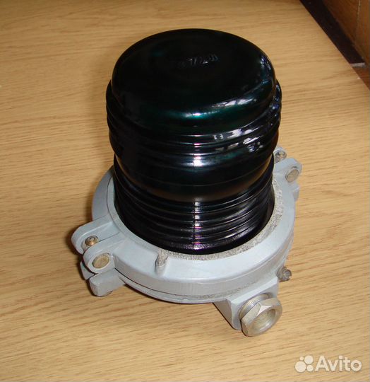 Навигационный морской электрический фонарь