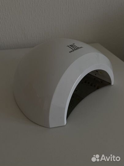 Лампа для маникюра TNL Professional