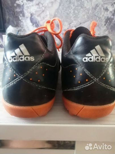 Бутсы сороконожки adidas