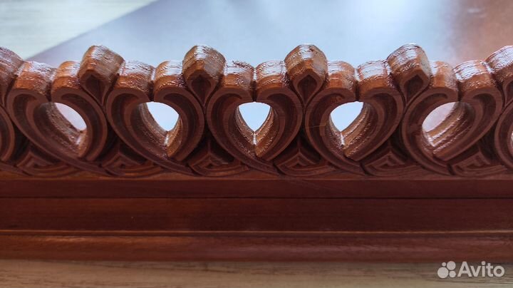 Угловая полка для икон 45 см