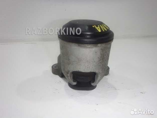 Подушка двигателя Ниссан