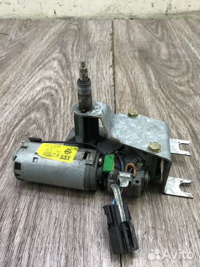 Мотор дворников задний Opel Vectra B хетчбэк 5-ти