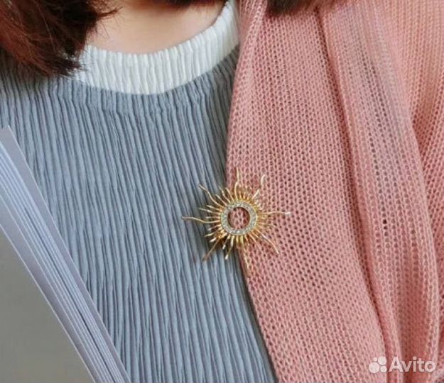 Брошь солнце