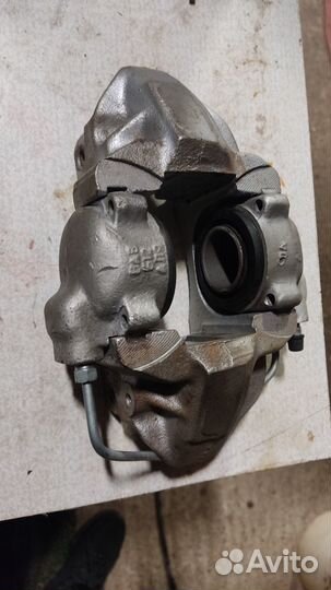 Суппорт (левый) передний на ваз