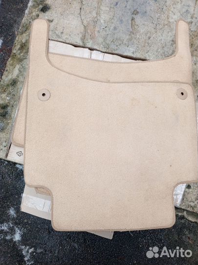 Автомобильные коврики ворсовые