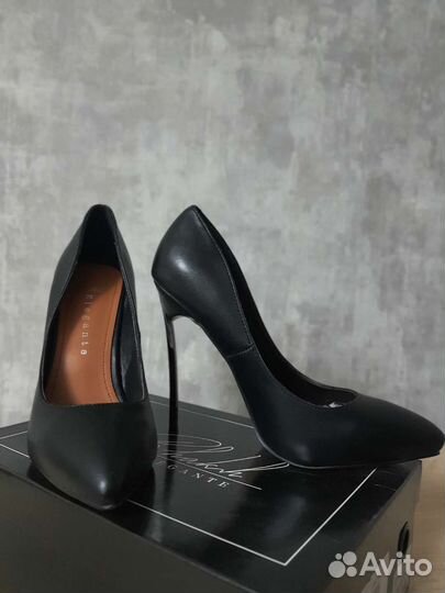 Туфли женские 38 размер новые