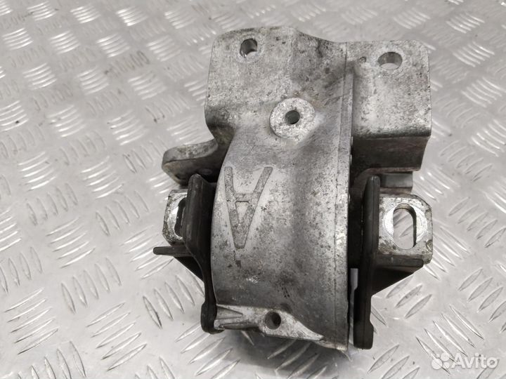 Подушка крепления кпп Peugeot 607