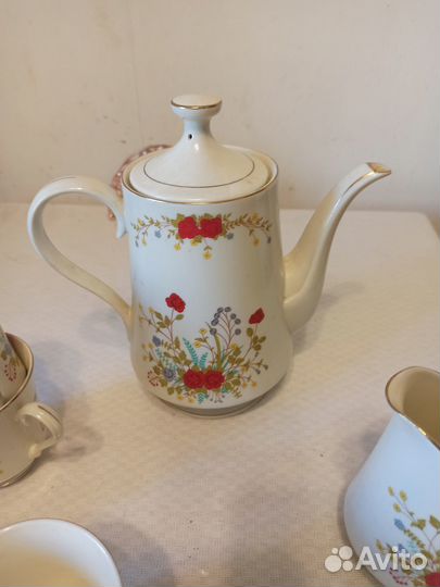 Чайный сервиз, тарелки, посуда