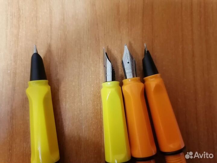 Перьевая ручка jinhao