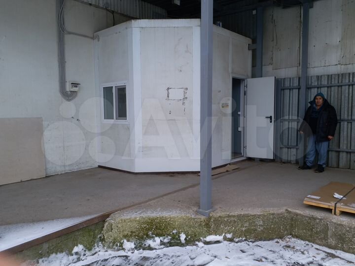 Складское помещение, 320 м²