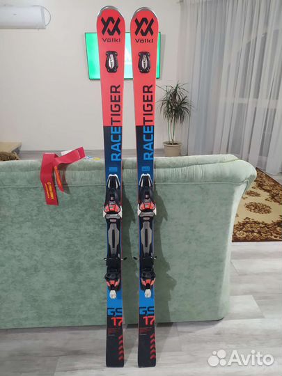 Горные лыжи Volkl RaceTiger GS