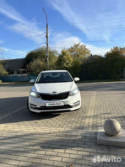 Kia Rio 1.4 AT, 2015, 137 200 км