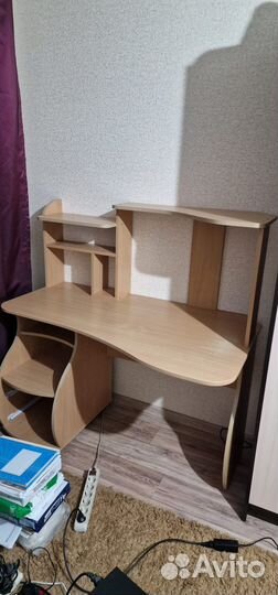 Компьютерный стол