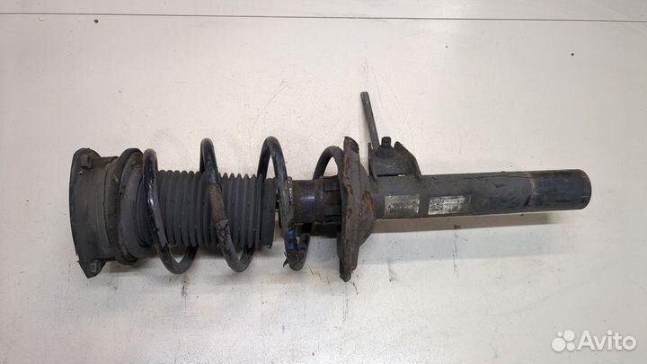 Амортизатор подвески левый передний Skoda Octavia (A7)