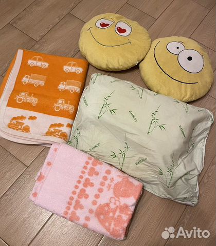 Подушки и одеяла