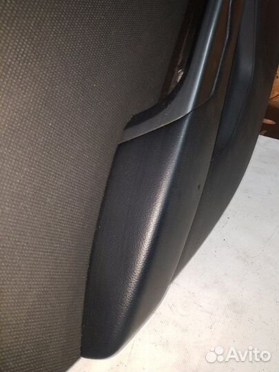 Обшивка двери задняя левая Kia Rio 2011-2017