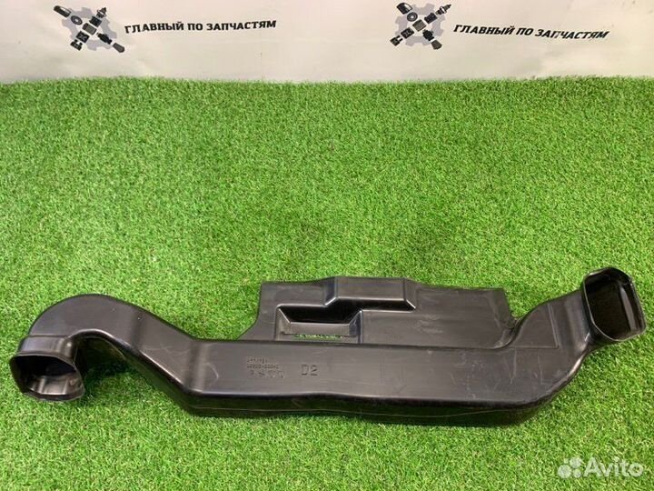 Воздуховод высоковольтной батареи Toyota Crown