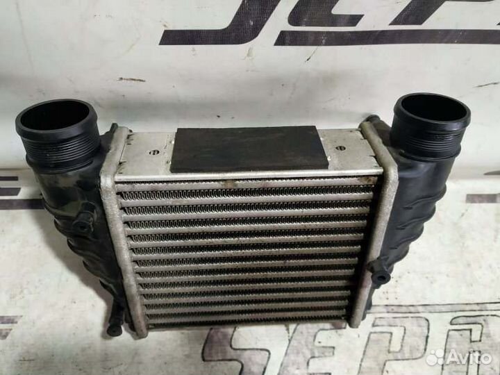 Интеркулер Audi A4 B7 2.0 BWE 2007