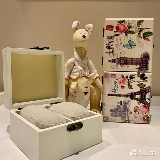 Шкатулка для украшений деревянная