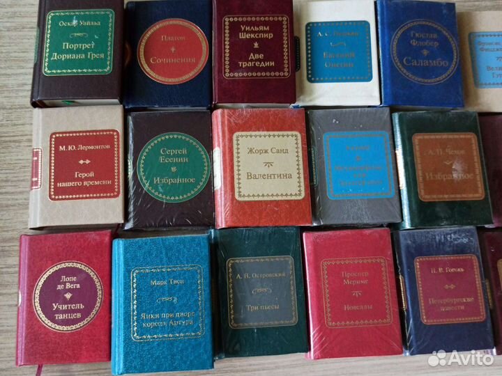 Книги новые в пленке
