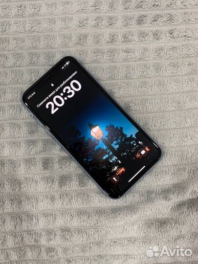 iPhone Xr, 64 ГБ