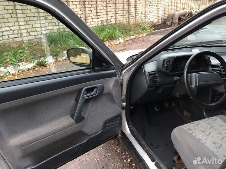 ВАЗ 2112 1.6 МТ, 2006, 180 000 км