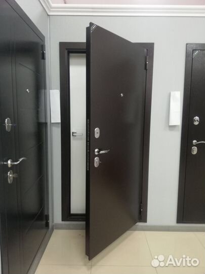 Дверь входная